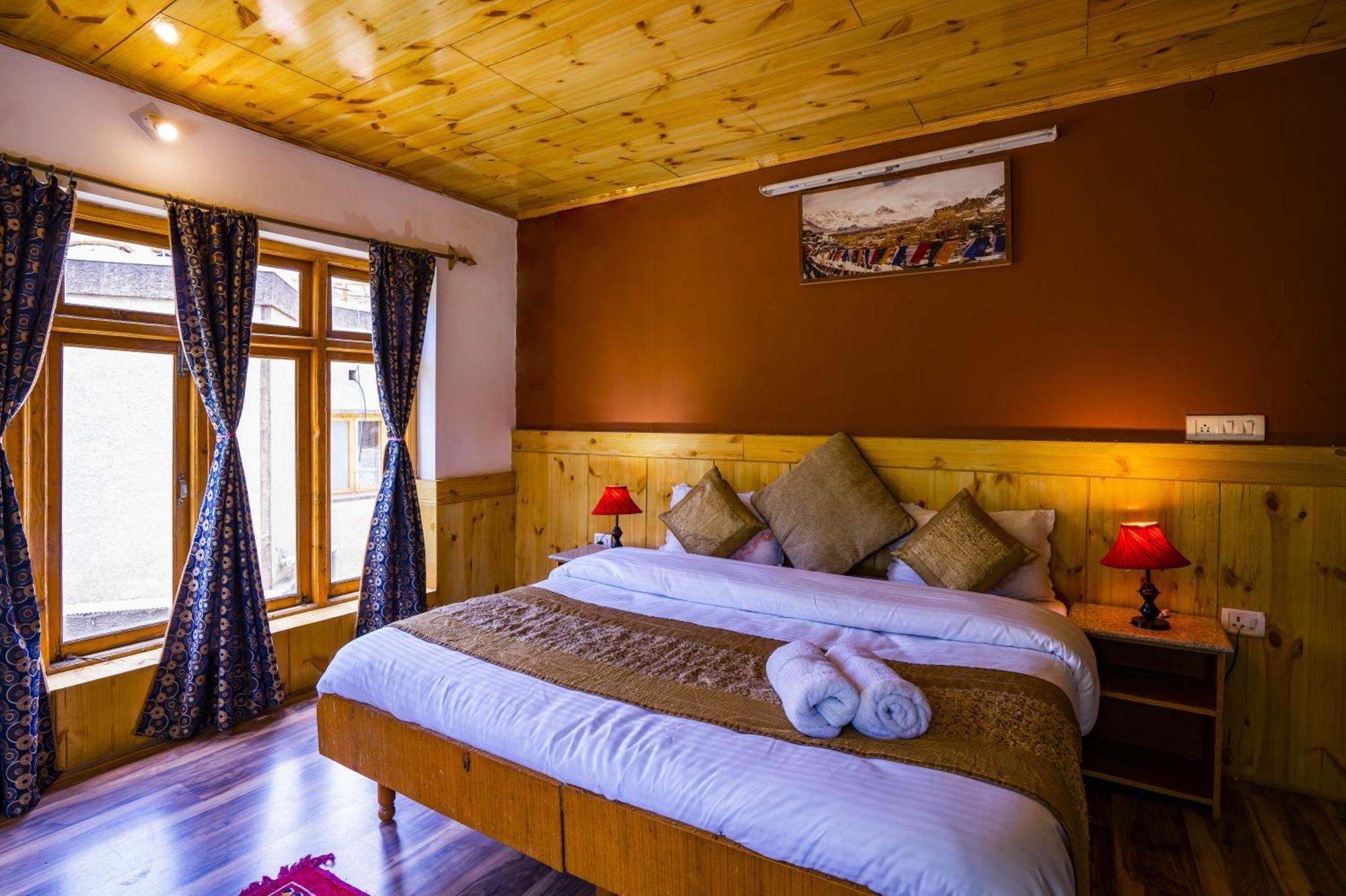 Rainbow Holiday Home Leh Luaran gambar